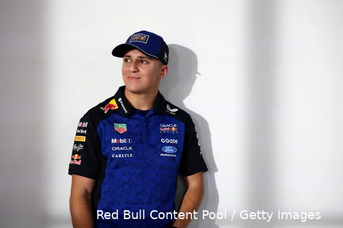 isack-hadjar-red-bull-racing-2026-detroit-1