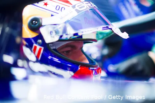 Verstappen-Red Bull-Barcelona-shakedown-3