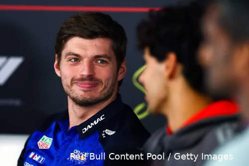 max-verstappen-red-bull-racing-bahrein-wintertest-persconferentie-gabriel-bortoleto-14