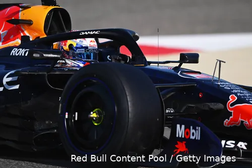 max-verstappen-red-bull-racing-wintertest-bahrein-3-3-12-rb22-144