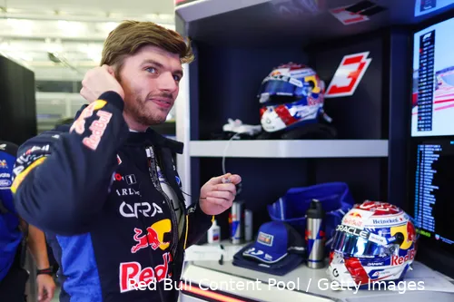 max-verstappen-red-bull-racing-wintertest-bahrein-3-3-1215