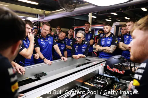 laurent-mekies-red-bull-racing-2026-1-australië-4-monteurs