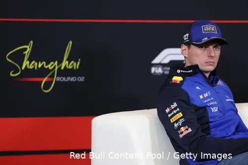 max-verstappen-china-2026-donderdag-red-bull-racing-2-boos