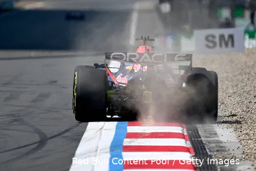 max-verstappen-china-red-bull-racing-vrijdag-11-rb22-14