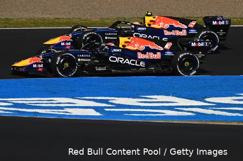 max-verstappen-isack-hadjar-red-bull-racing-japan-suzuka-vt2-vrijdag-2026-2