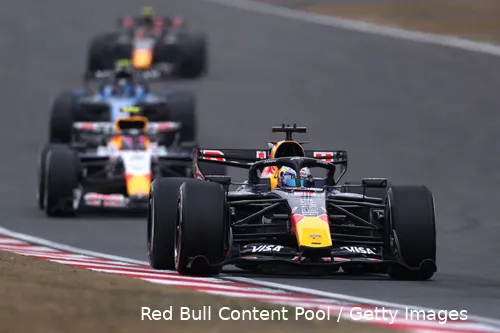 max-verstappen-red-bull-racing-2026-china-zondag-race-1