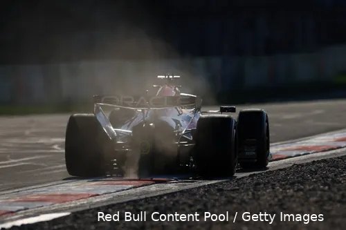 max-verstappen-red-bull-racing-rb22-china-12-11