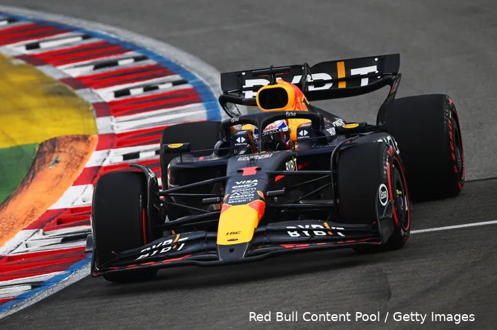 Max Verstappen, op snelheid voor P2, kwalificatie Grand Prix van Singapore 2024
