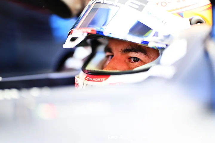 red bull racing sergio perez gp azerbeidzjan zondag 2024 4