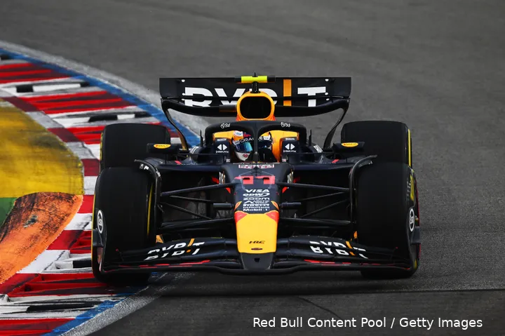 Sergio Pérez, terug bij af? - Grand Prix van Singapore 2024, Marina Bay Street Circuit.