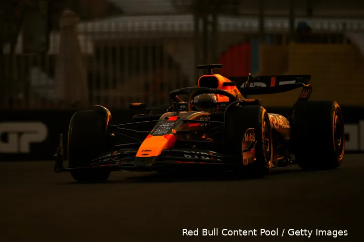 <i>Verstappen was tijdens de tweede vrije training niet tevreden, maar lijkt in de derde training wel wat snelheid te hebben gevonden.</i>