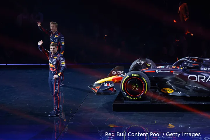Tijdens het Formule 1-evenement in Engeland was er boegeroep vanuit de zaal richting Verstappen en zijn teambaas.