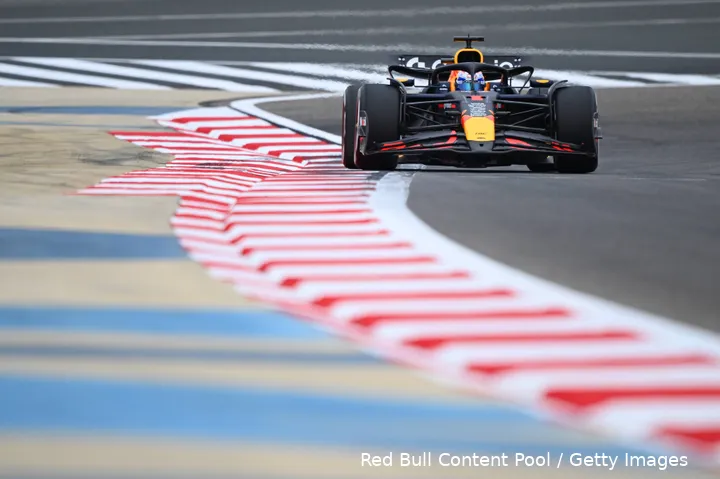 max verstappen rb21 2025 red bull racing 2025 wintertest 12