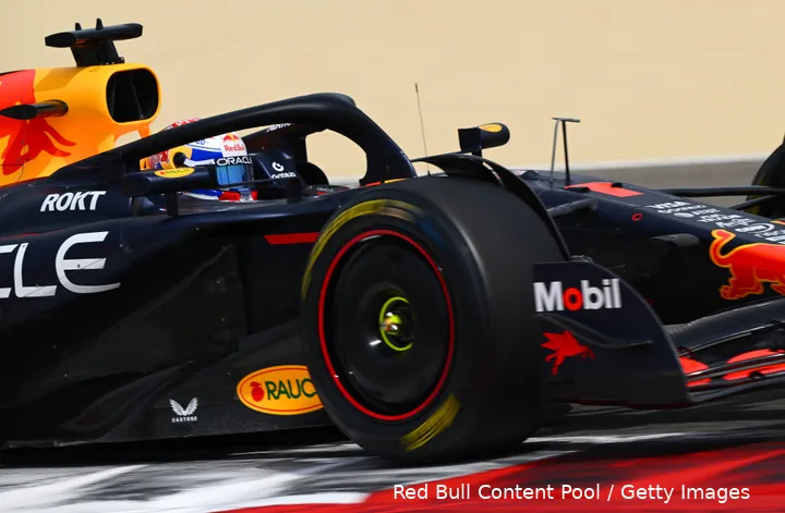 max verstappen rb21 bahrein wintertest red bull racing 12 114