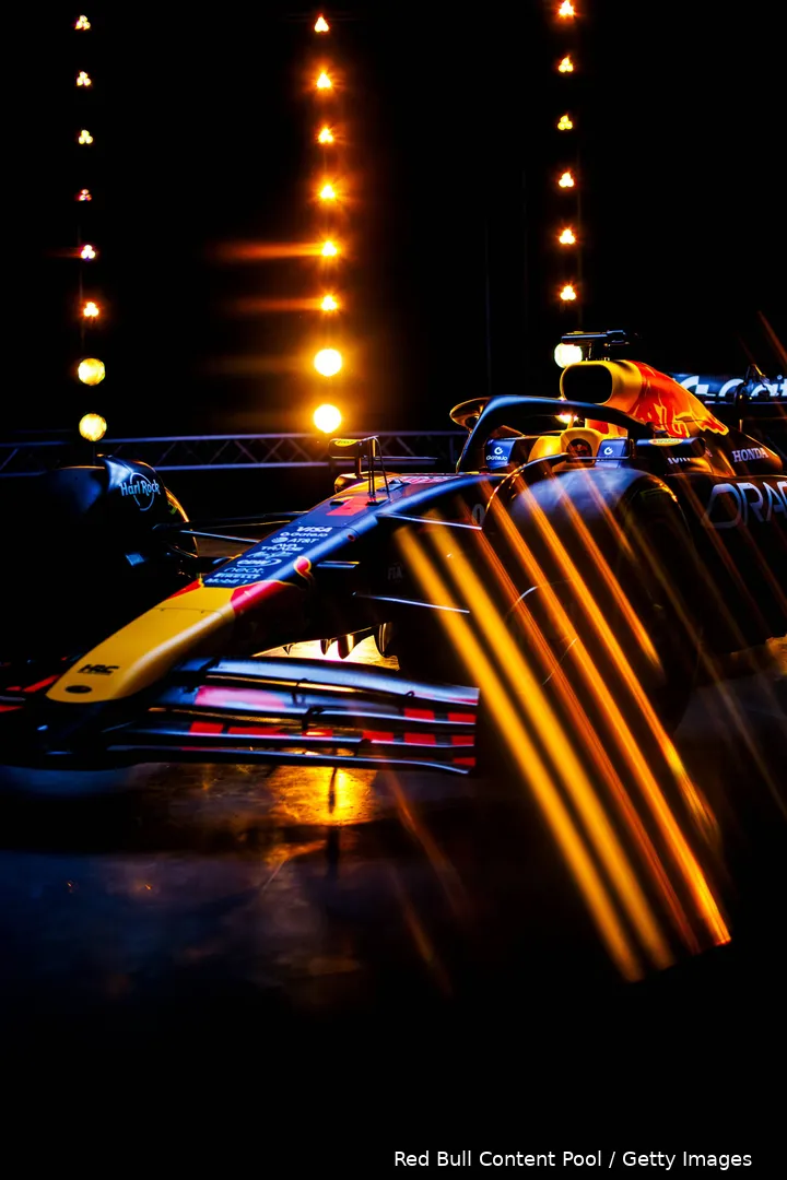 <i>De nieuwe auto van Red Bull, de RB21.</i>