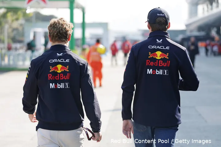 liam lawson max verstappen china fan forum 1