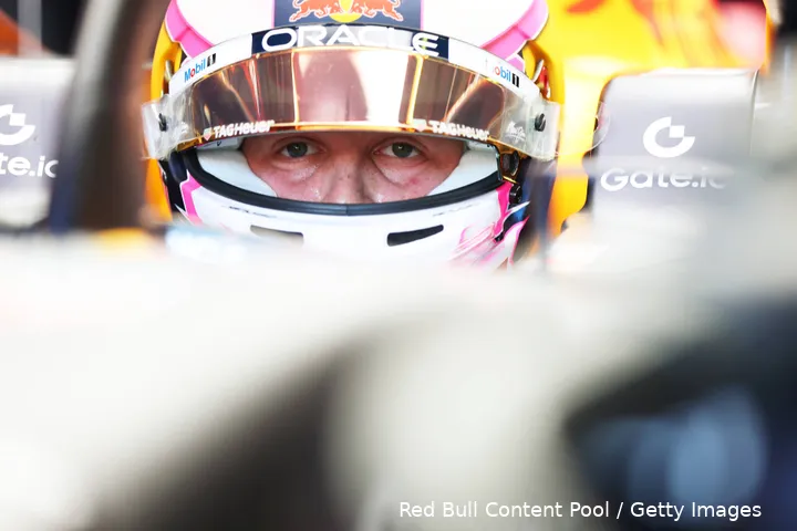 liam lawson red bull australie vrijdag 2025