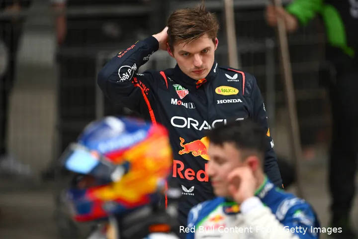 max verstappen red bull racing china rb21 zondag 1 isack hadjar 1