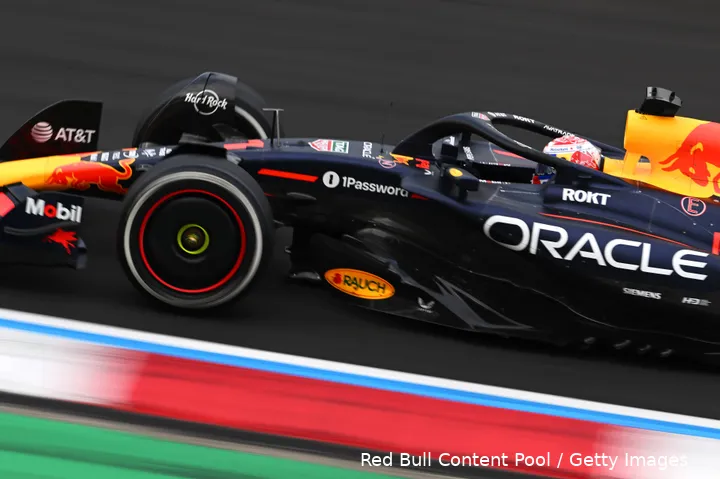 max verstappen red bull racing china rb21 zondag 13