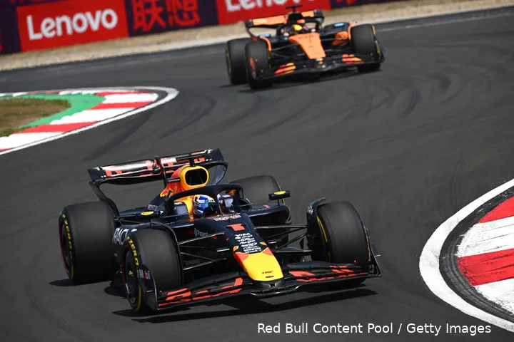 max verstappen red bull racing rb21 china 1 oscar piastri 1
