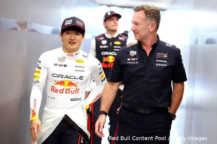 christian horner yuki tsunoda max verstappen 9813