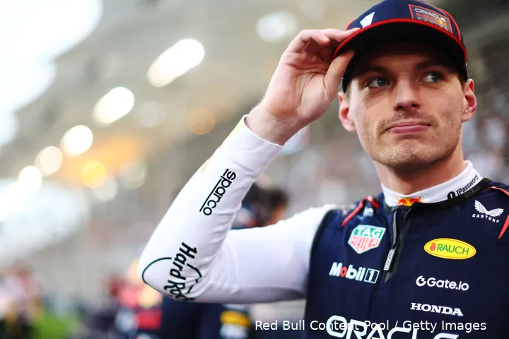 max verstappen helm bahrein red bull racing 101 pet