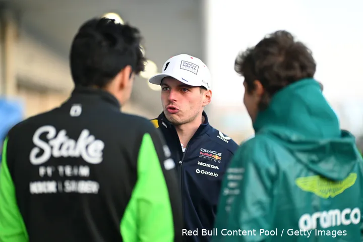 max verstappen japan 2025 gabriel bortoleto felipe drugovich