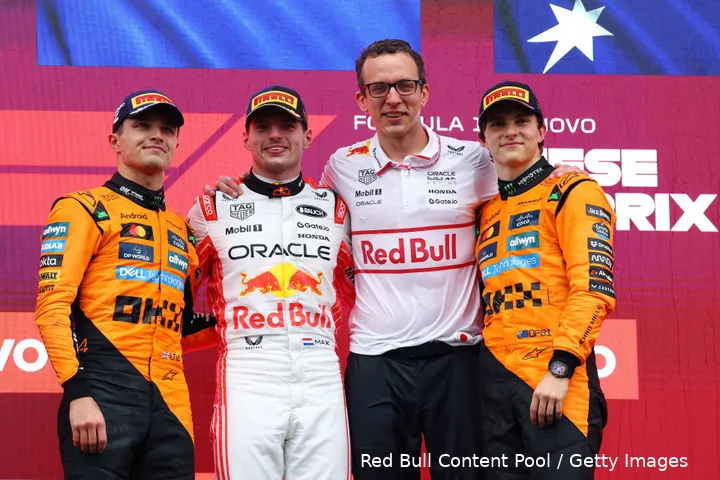 max verstappen podium red bull racing japan 1 hugh bird lando norris oscar piastri 1
