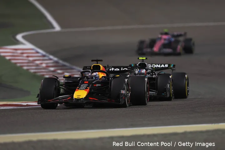 Antonelli had een mooi gevecht met Verstappen.