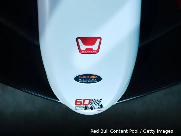 rb21 speciale livery red bull racing honda japan 2025 16 max verstappen