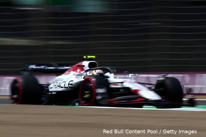 Tsunoda werd slechts twaalfde tijdens zijn debuut voor Red Bull.