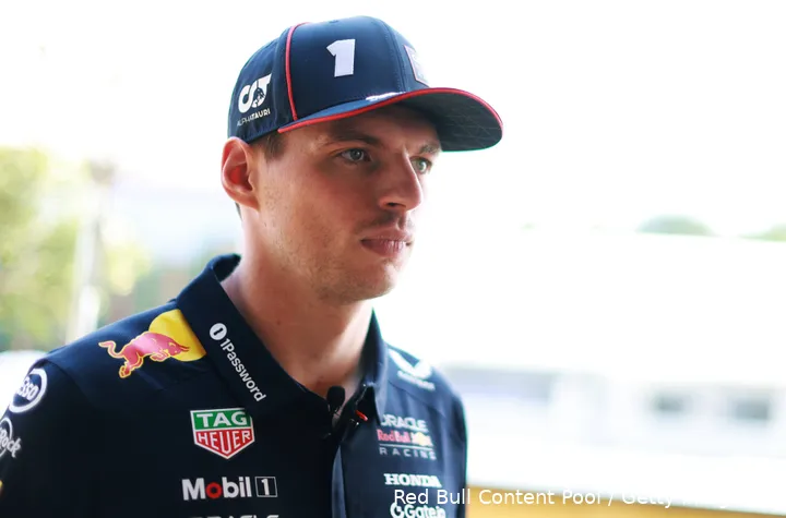 Schumacher vond het geen slimme zet van Verstappen.