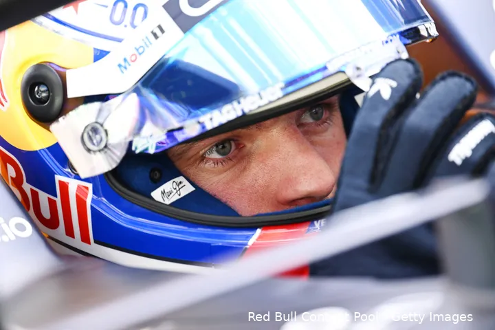 max verstappen red bull racing 2025 vrijdag training monaco helm