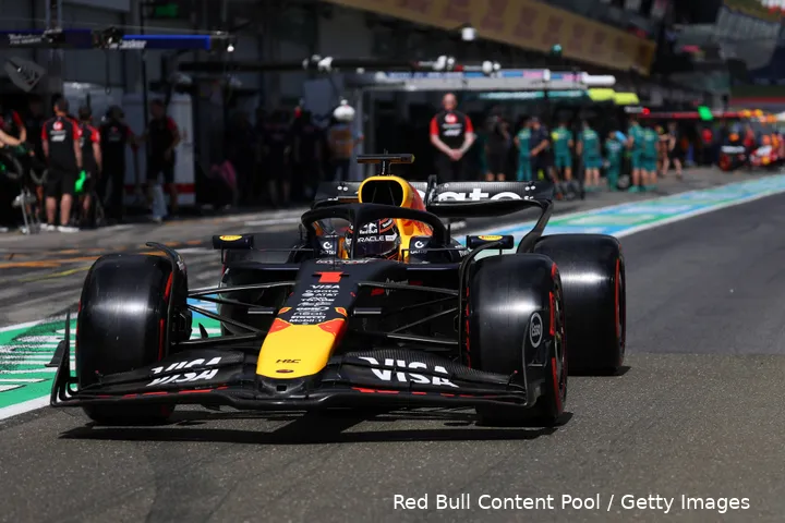 max verstappen red bull racing oostenrijk rb21 1