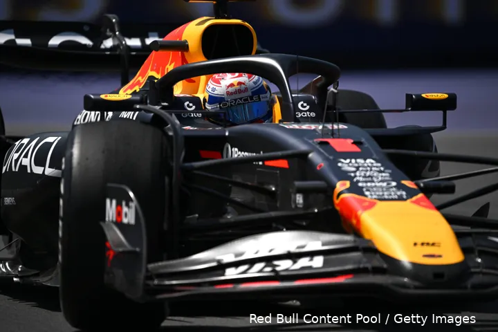 <i>Verstappen had een goede race.</i>