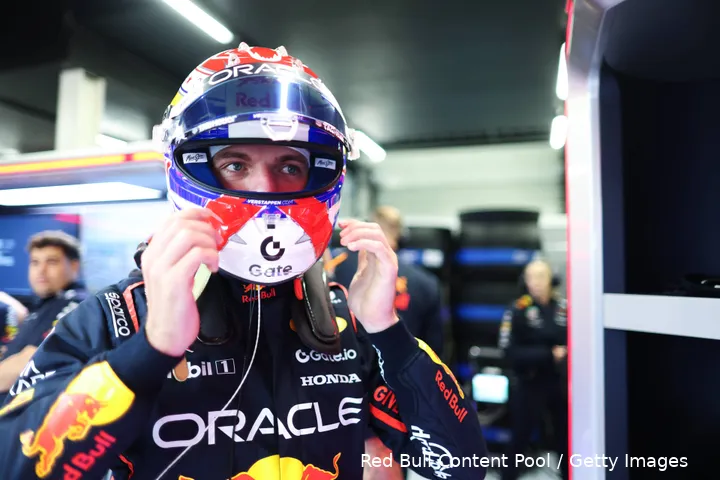 max verstappen red bull racing 2025 silverstone groot brittannie zaterdag kwalificatie helm 3