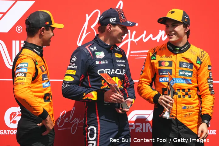 verstappen-piastri-norris-red-bull-mclaren-spa-sprintrace-4