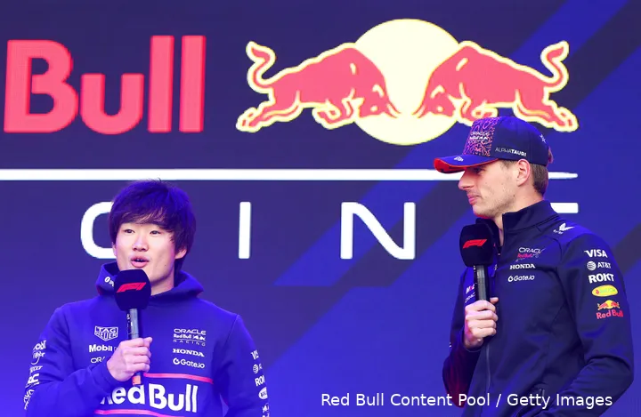 verstappen-tsunoda-red-bull-spa-belgie-zaterdag-2