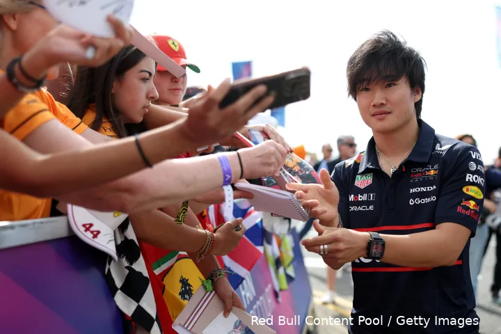 yuki tsunoda silverstone donderdag 2025 132