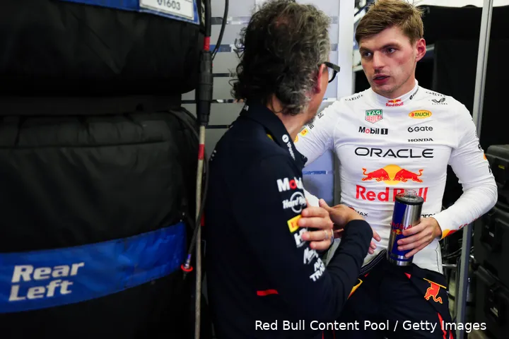 max-verstappen-bakoe-azerbeidzjan-vrijdag-2025-1-laurent-mekies-