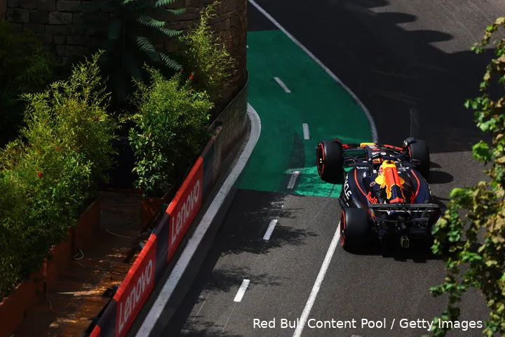 max-verstappen-bakoe-azerbeidzjan-vrijdag-2025-1-red-bull-racing-rb21-119 (1)