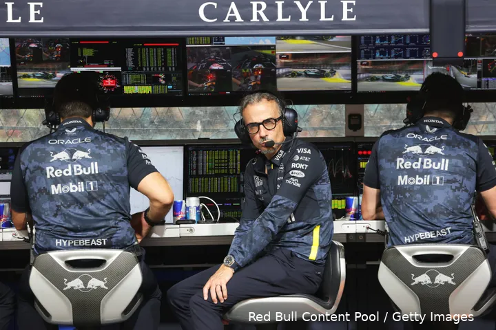 laurent-mekies-2025-red-bull-racing-singapore-vrijdag