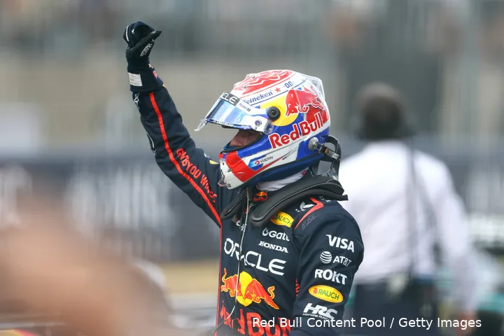 max-verstappen-cota-2025-1-red-bull-racing-juich-win-22253