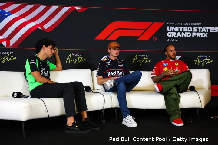 max-verstappen-gabriel-bortoleto-red-bull-racing-sauber-2025-cota-1-lewis-hamilton-ferrari-13