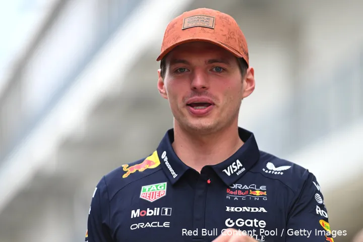 max-verstappen-red-bull-racing-cota-2025-13
