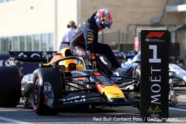 max-verstappen-red-bull-racing-cota-2025-rb21-1-21-win-juich-12