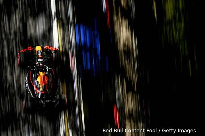 max-verstappen-singapore-vrijdag-2025