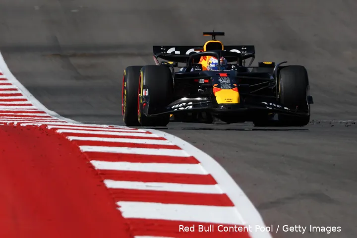 Verstappen-Cota-Red Bull-race-2