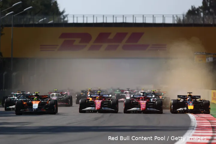 Verstappen-Mexico-start-Red Bull-3