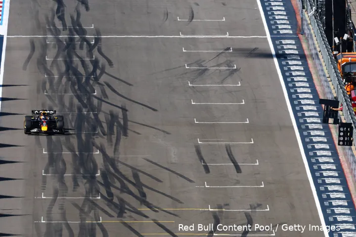 Verstappen-winst-Red Bull- Verstappen-cota-12222-3